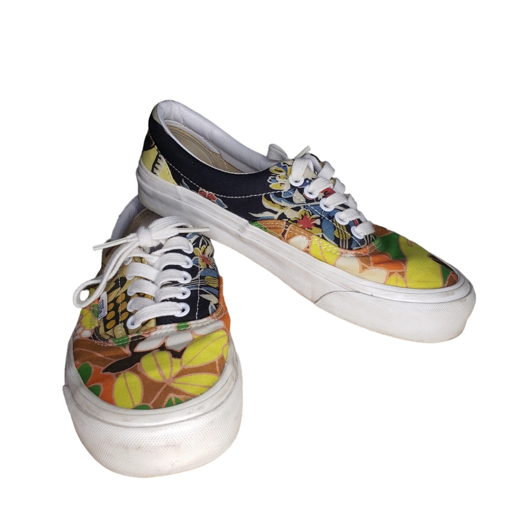 Vans Style 95 Floral Sz 8